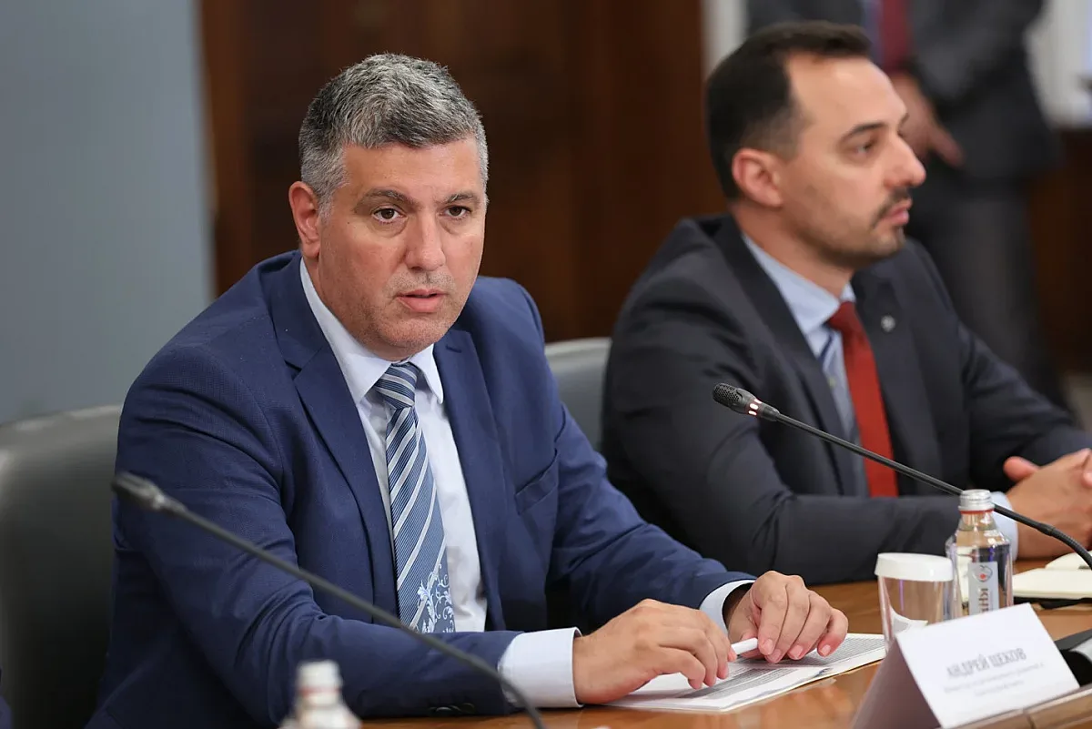 Регионалният министър бесен на Гроздан Караджов, остра атака