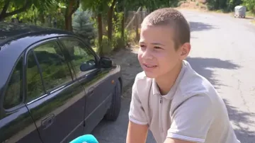 Направеното добро се връща! Историята на Кристиян и чантата с пари