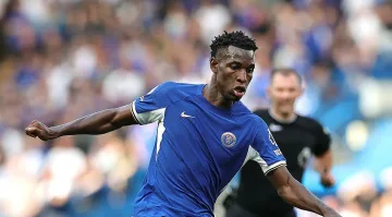 Пълен хаос в Челси! Почетино се хвана за главата