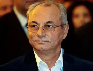 Рокадата в Кърджали! Защо Доган избра банкер (СНИМКИ)