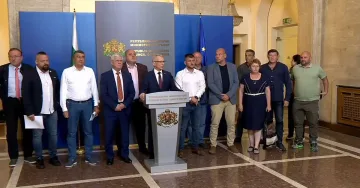 Разбраха се! Денков се извини