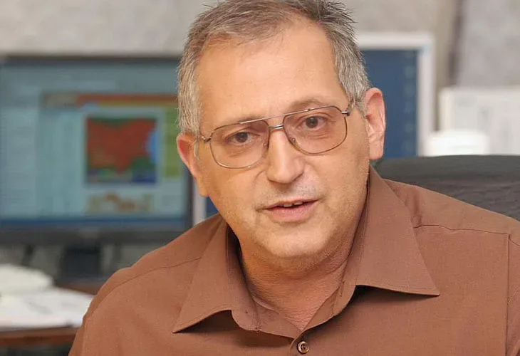 Топ синоптик с добра и лоша новина. Кога си отива лятото