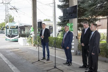 Отчетоха успешното завършване на проекта за доставката на 33-те нови електрически автобуси в Стара Загора