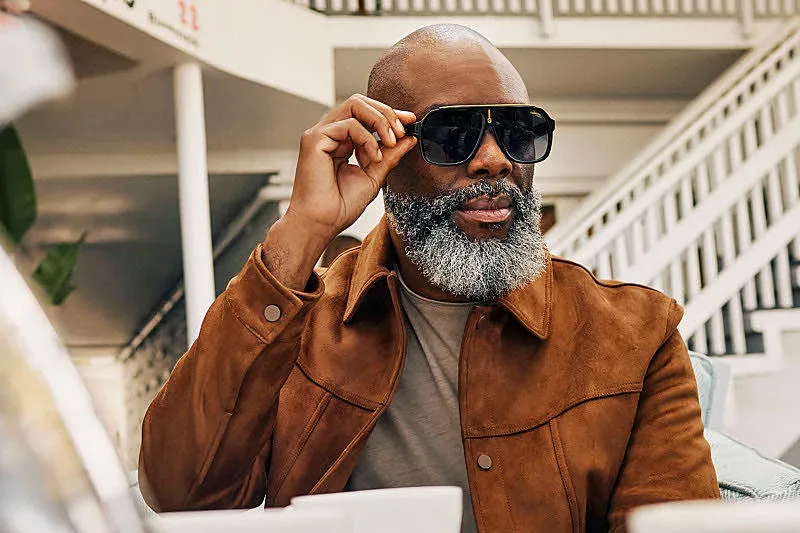 Amazon показа очила като на агент 007