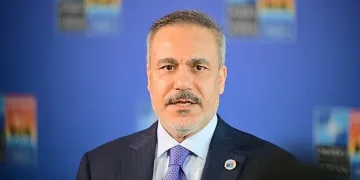 Хакан Фидан: Путин и Зеленски може да се срещнат. Условията