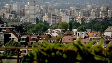 Голям проблем с парите на българина. Издадоха го имотите