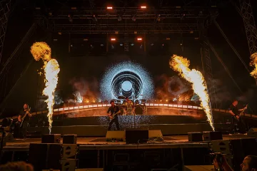 Музиката на HILLS OF ROCK 2025 изстреля фестивалното лято на макс