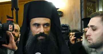 Първи коментар от наш духовник за затварянето на Руската църква