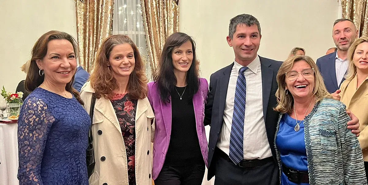 Мария Габриел даде свежи идеи на българската общност във Вашингтон