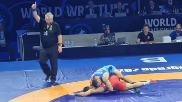 Първа олимпийска квота за България на Световното по борба