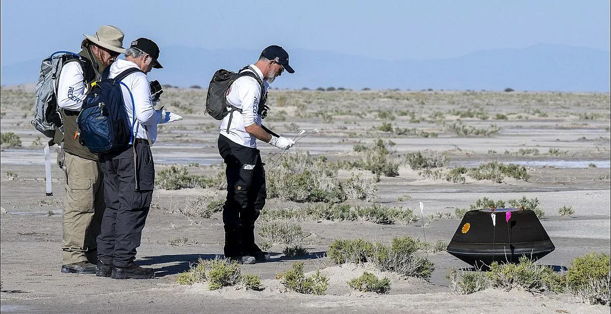 Капсула донесе проби от мистериозен астероид, учените се дивят