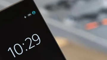Какво ще стане ако не включите самолетен режим на телефона при полет?