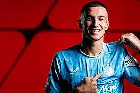 Голяма промяна за Пламен Андреев и Фейенорд