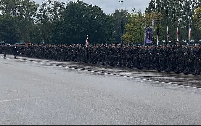 Нещо историческо се случи в армията на Полша. Защо?