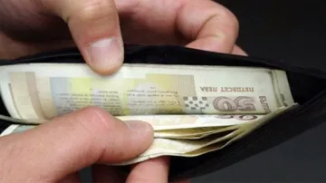 Изумително! Колко удари средната заплата в София