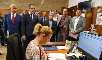 Опозицията внесе вота на недоверие, гласуват го другия петък