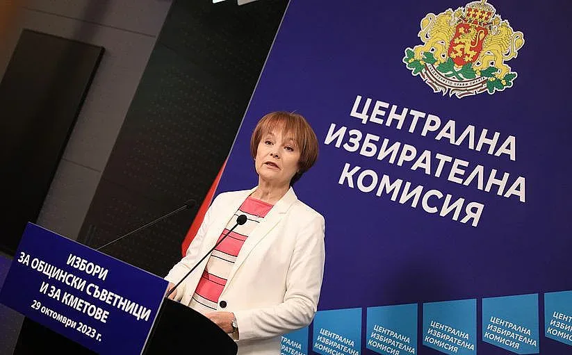 Пълна лудница! Десетки хиляди се юрнаха в местните избори