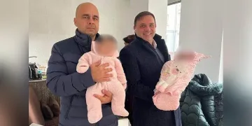 Нови драматични подробности за разменените в Шейново бебета