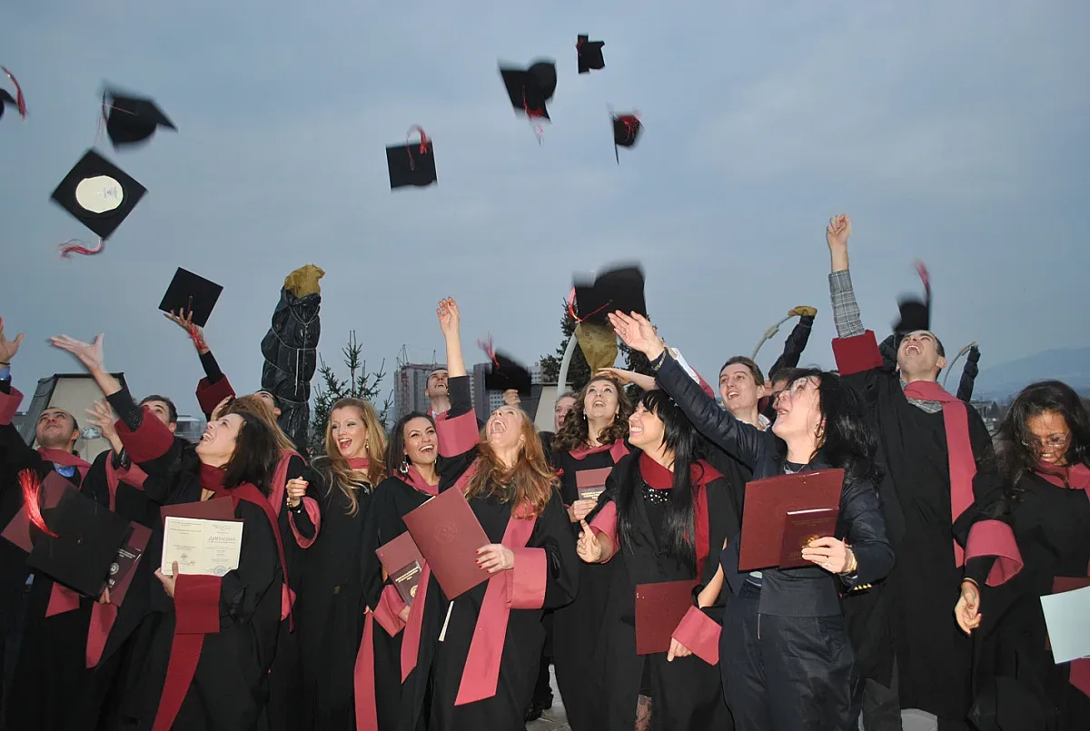 Ректор шокира със заплата. Рекордни 281 000 лева