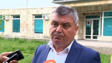 Цяла година полицейски шеф взимал подкупи за нелегални мигранти