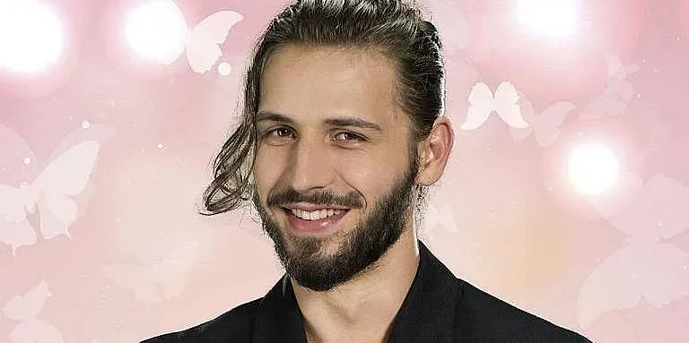 Плачете обожатели! Старата познайница на Папи Ханс