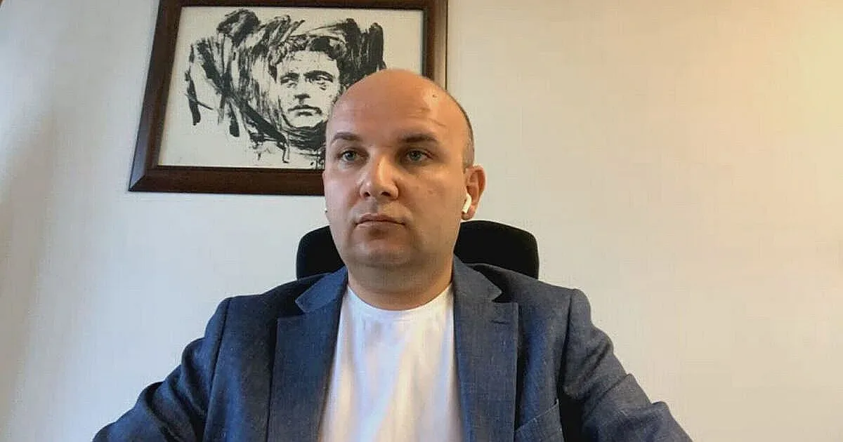 Илхан Кючюк пита за черни списъци за български книги в Сърбия