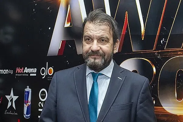 Ами сега? Изритаха водещ на НОВА