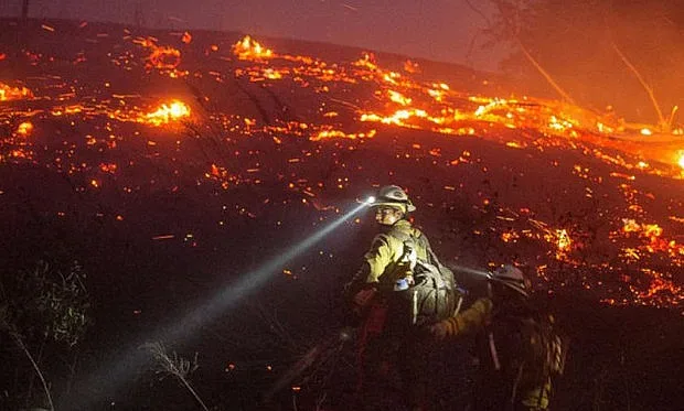 Опустошителните пожари на Хавай. Властите зоват за помощ