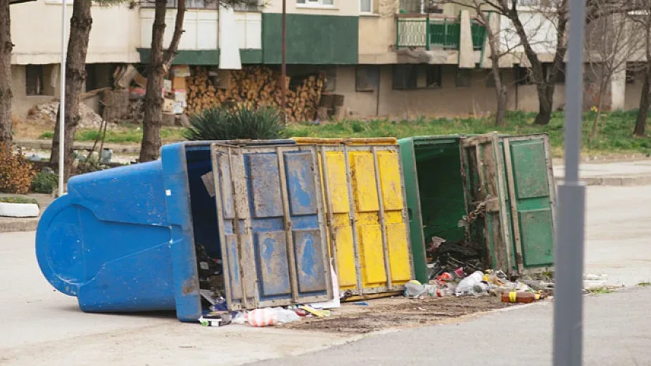 Близо 400 сигнала за вандалски прояви обработват в Община Стара Загора за година