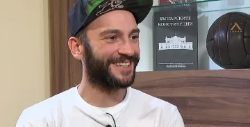 Първи думи на намушкания в Скопие запалянко