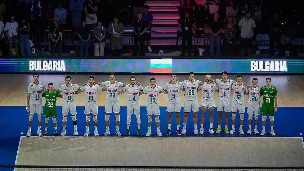 След тежка битка: България грабна среброто на Световното по волейбол
