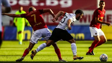 Радост за Славия. ЦСКА София изпусна в последната минута