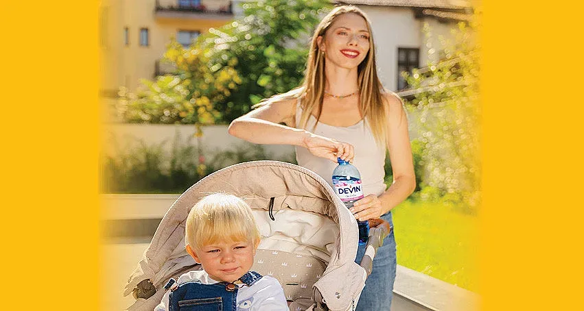 Кърменето е най-добрият източник на храна за бебетата