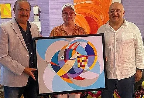 Шейх от Бахрейн получи картина на Красен Кралев