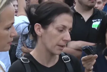 Майката на нарязаното момиче с важно послание