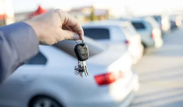 Приеха го! Продаваш имот или кола само ако си чист пред данъчните