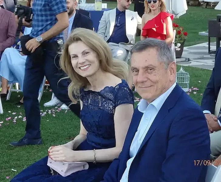 Иля Велчев празнува 47 години любов с нови стихове