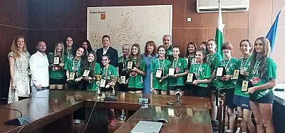 Кметът Живко Тодоров поздрави девойките от шампионския баскетболен тим на „Берое“