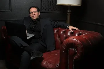 Легендарният хакер Кевин Митник е починал на 59-годишна възраст