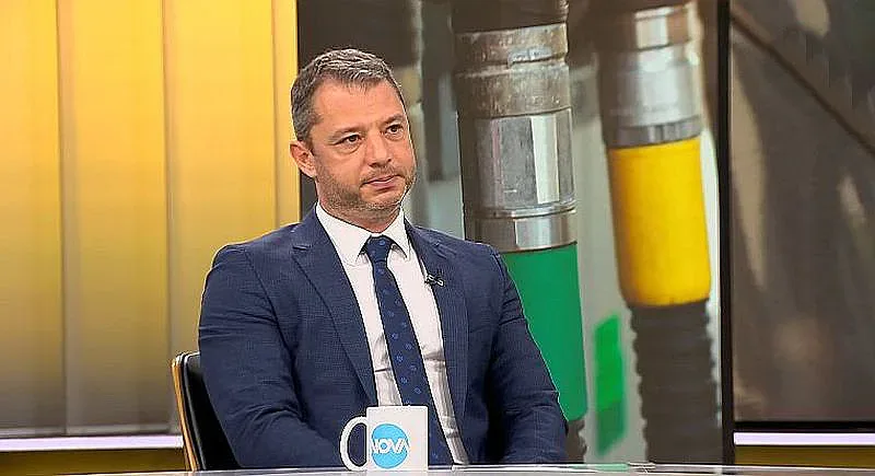 Делян Добрев с разкритие за концесията на пристанище "Росенец"