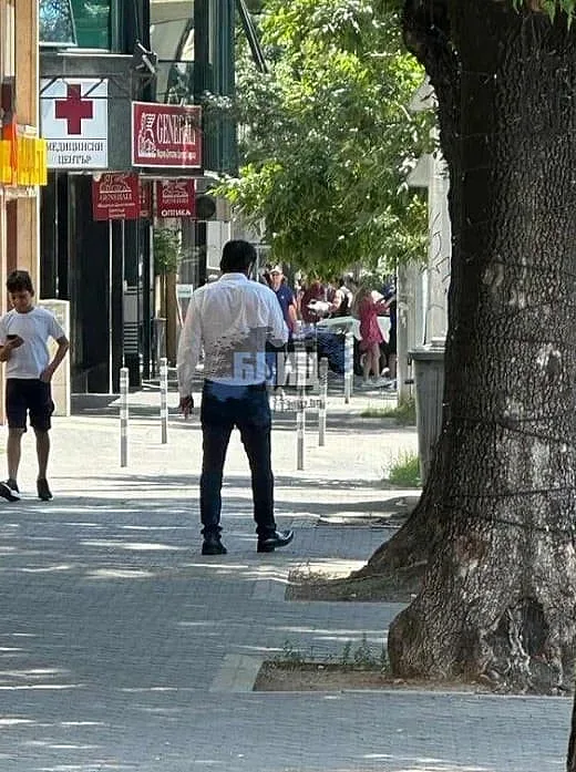 В адската жега! Къде хванаха Кирил Петков