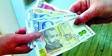 Страшен скандал за парите в плик