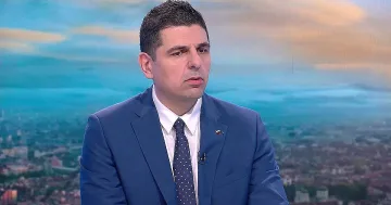 Изненада! Пращат в Украйна стара техника, но не на армията