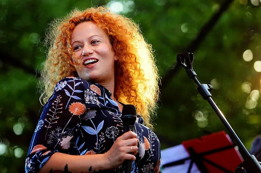 Белослава сияе! Показа внучката (УНИКАЛНА СНИМКА)