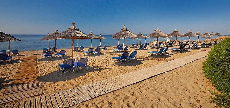 Българи напълниха Халкидики. Невиждан наплив