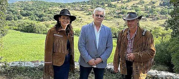 Земеделският министър с важни новини за реколтата, млякото и месото