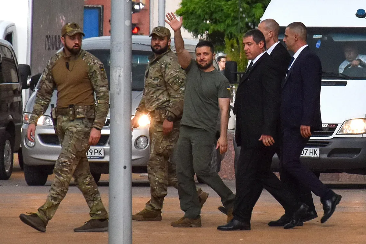 Посещението на Зеленски развенча един мит. Кой е той?