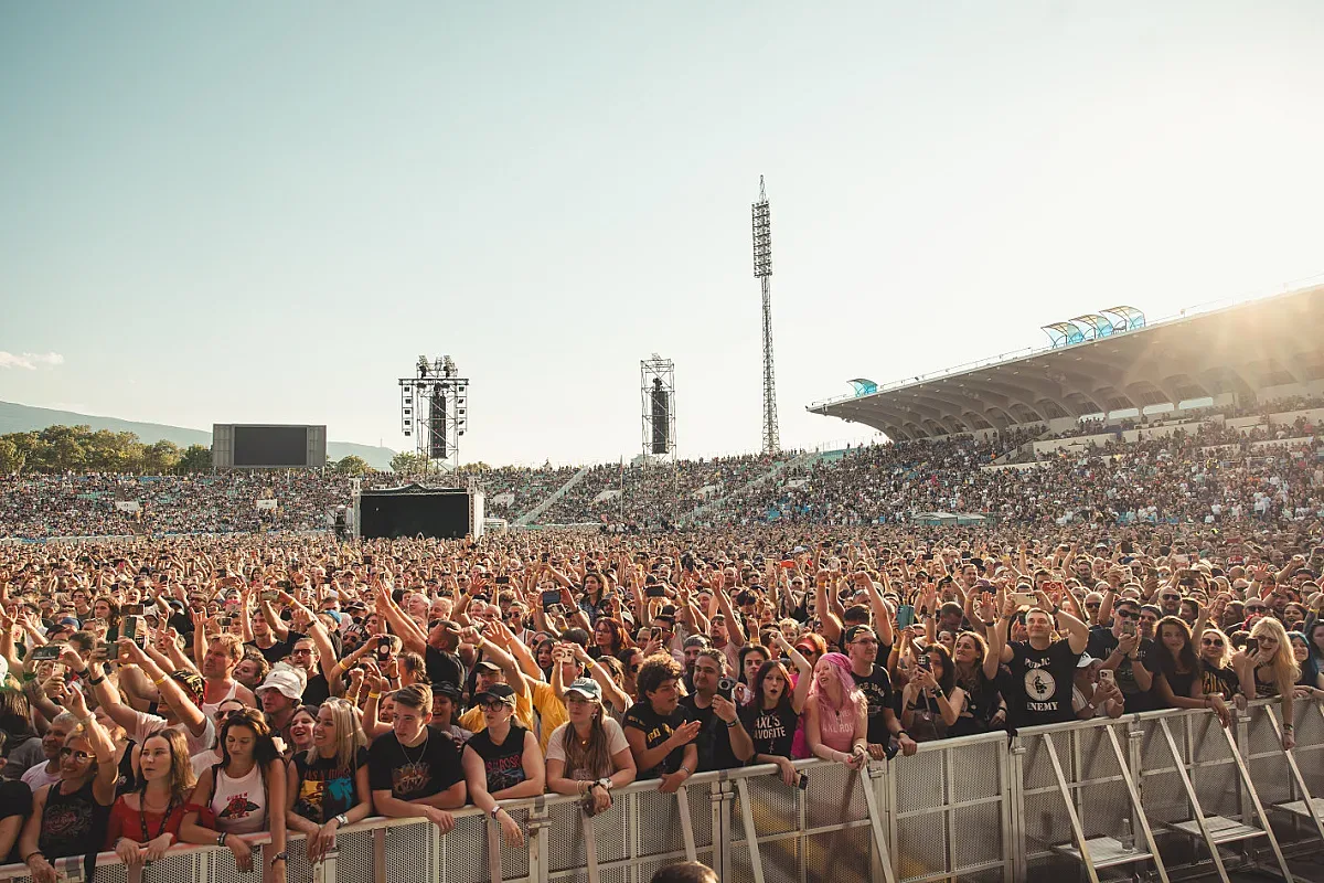 Над 40 000 души на концерта на Guns N’ Roses у нас