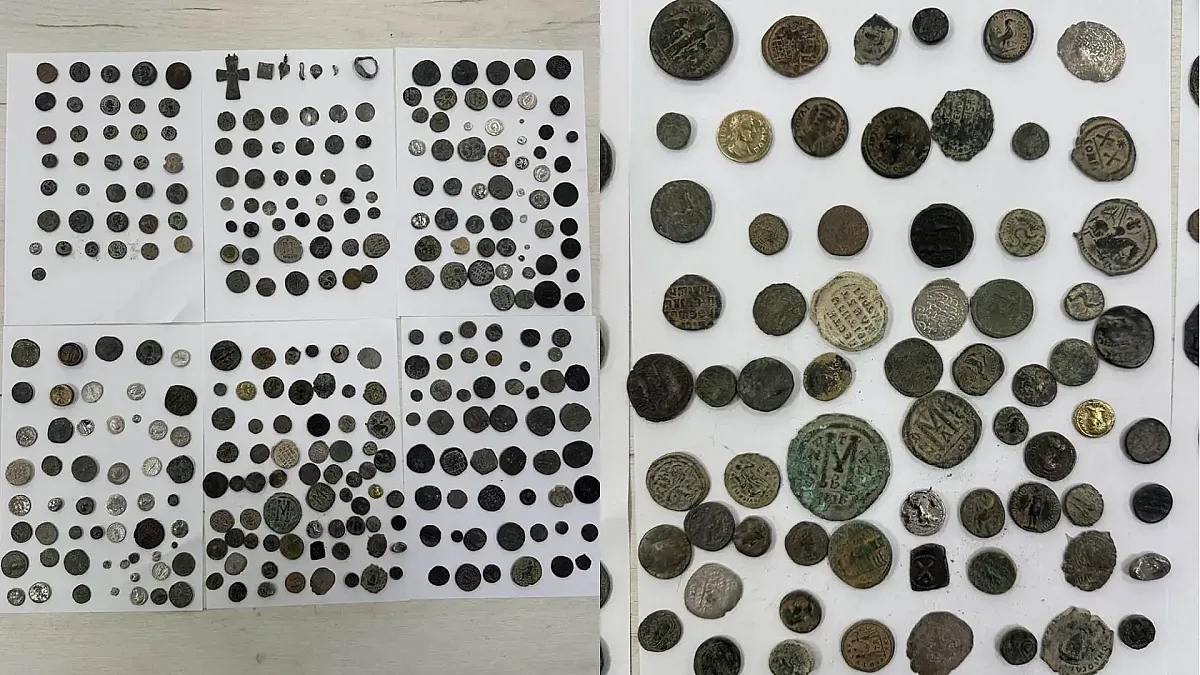 Изловиха контрабанда на древни монети и антики в турски тир