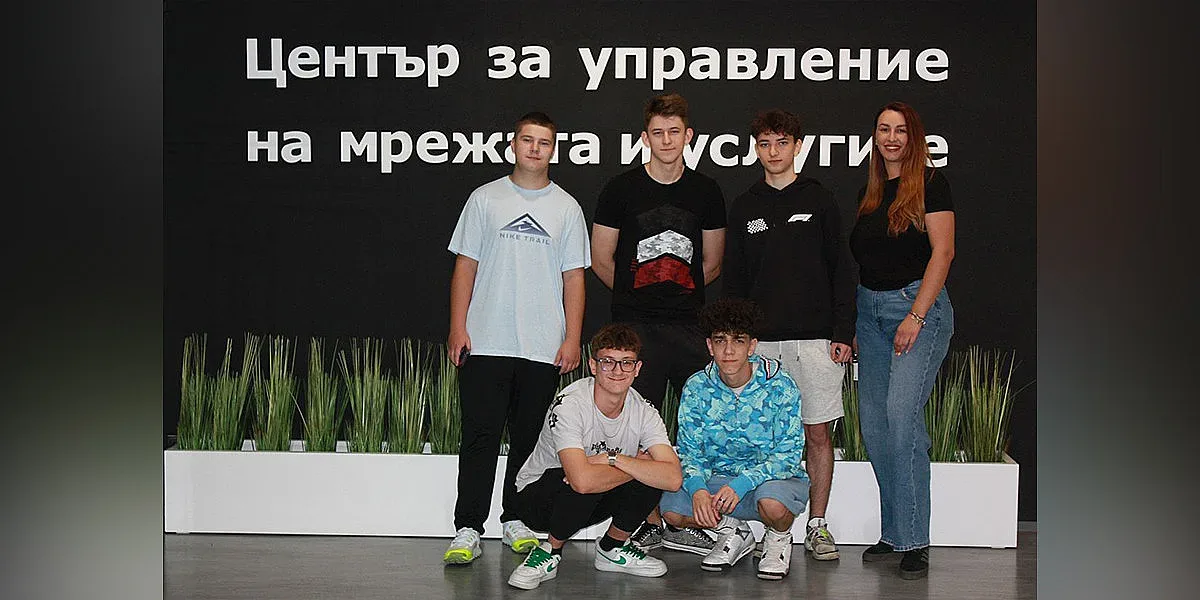 Практикантската програма на Vivacom отваря света на телекомуникациите за ученици